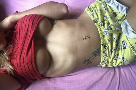 juicypussyxx modèle adulte photos