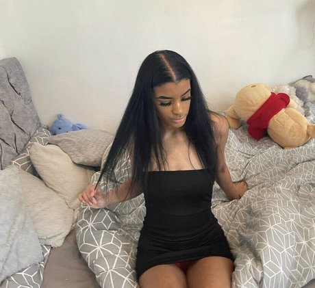 Alisha Romain actrice pornographique photos