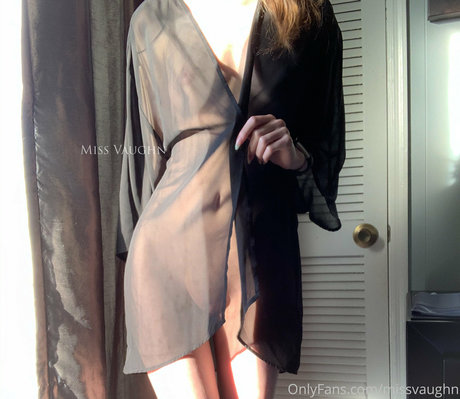 Miss Vaughn modèle sympa collection