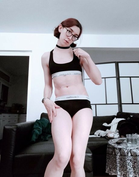 Jenissen Jenny modèles nus galeries