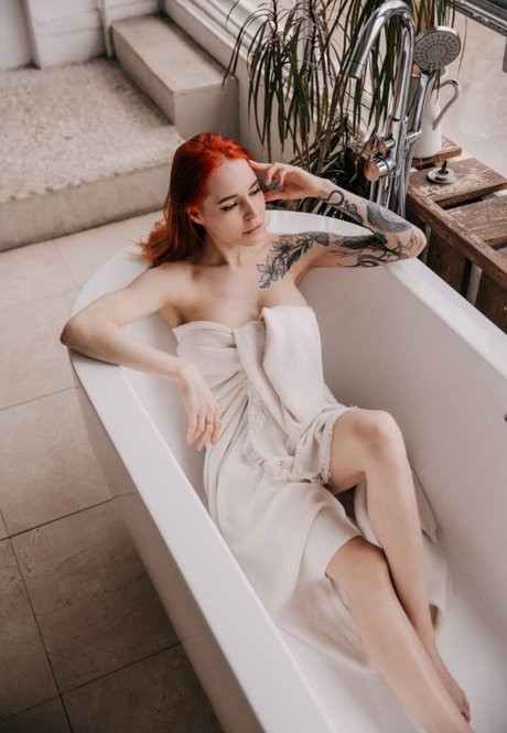 Denly actrice parfaite galerie