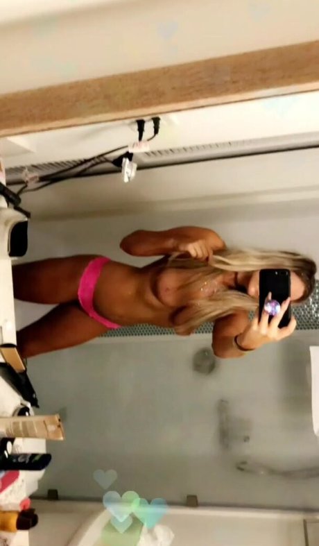 Amber BeIarski étoile nue archive