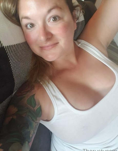 TheRustyGem modèle meilleur photo