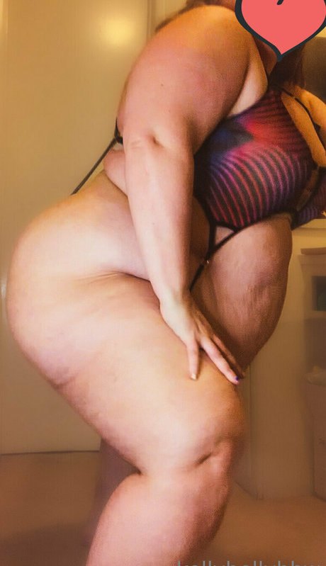 kellybellybbw modèle érotique collection
