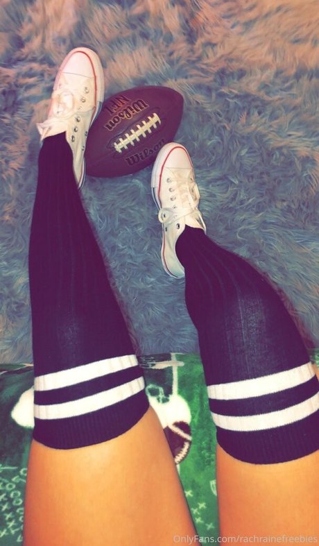 rachrainefreebies modèle nu img