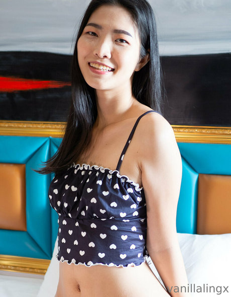 fans de grosses femmes aux gros seins uniquement art pornographique galerie