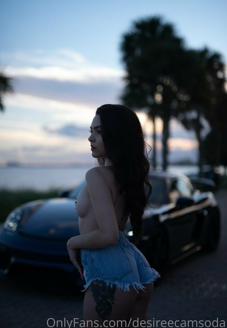 Desireecamsoda étoile sexy des photos