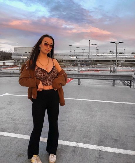 Anna Langley modèle image