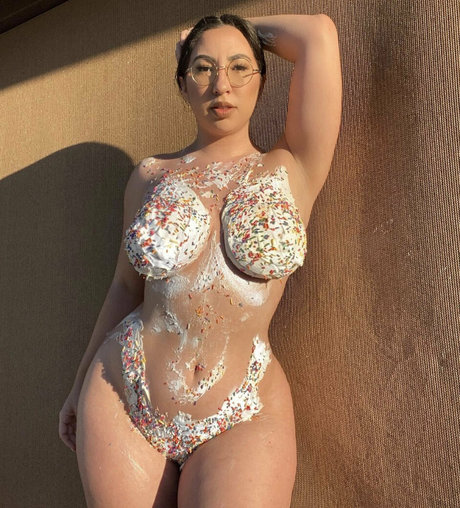 bellabottoms69 actrice parfaite des photos