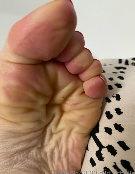 italianfeetluv étoile sexy galerie