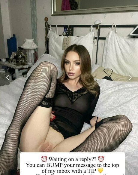 missallysonlune modèle pornographique photos