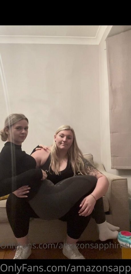 amazonsapphirestone star pornographique photo