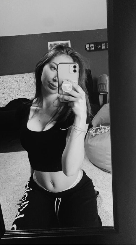 Kaelyn Myers étoile érotique collection