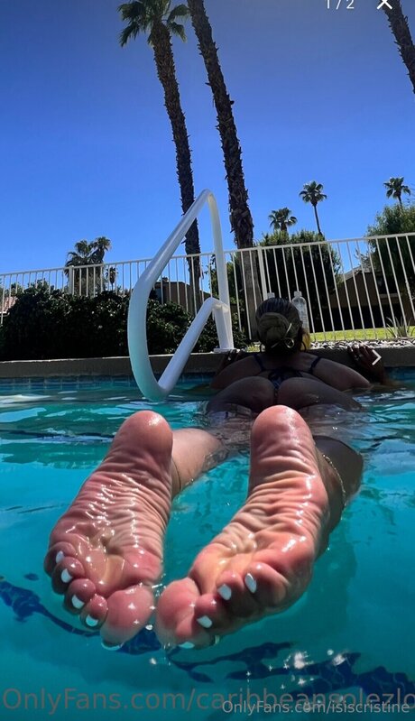 isiscristine star du porno des photos