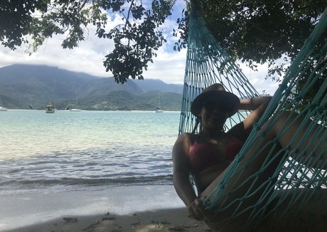 isiscristine star du porno parfaite galerie