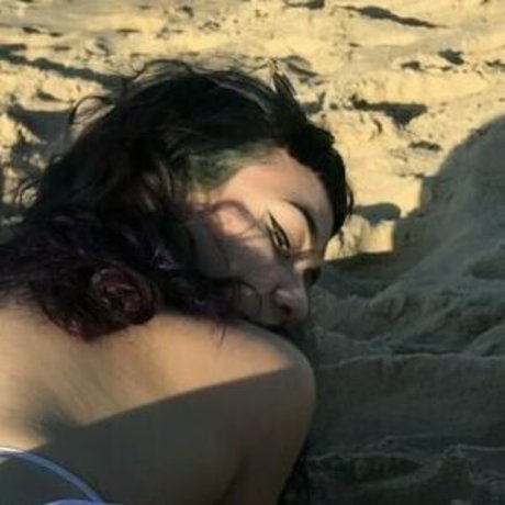 Ju Evil X star du porno sexy galeries