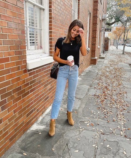 Hailey Lower star du sexe images