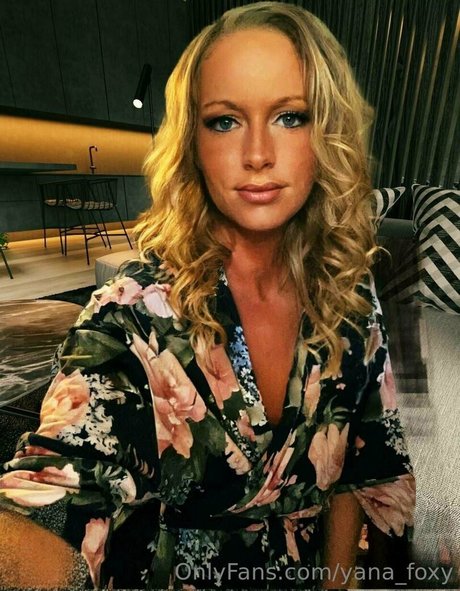 yanafoxy free modèle sympa archive