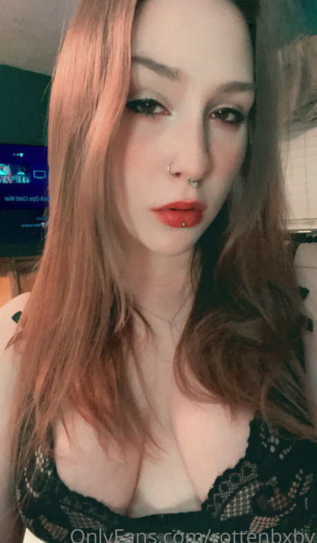 rottenbxby actrice de grande qualité image