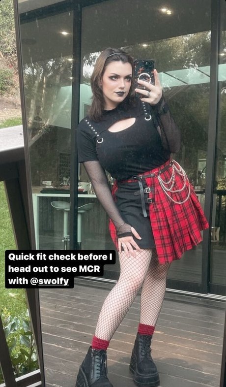 RipMika modèle de haute qualité galerie