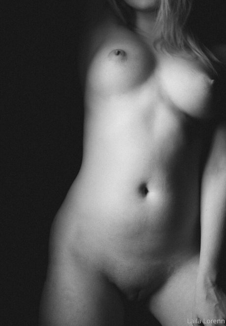 Laila Laurent nus étoiles collection