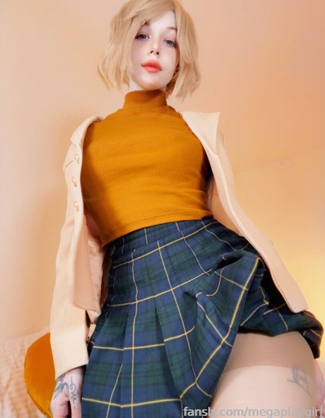 Megaplaygirl star du porno nue des photos