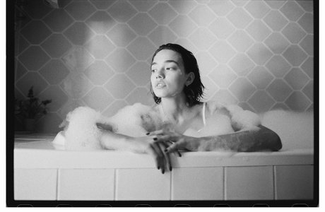 Ella Flare star du porno chaude images