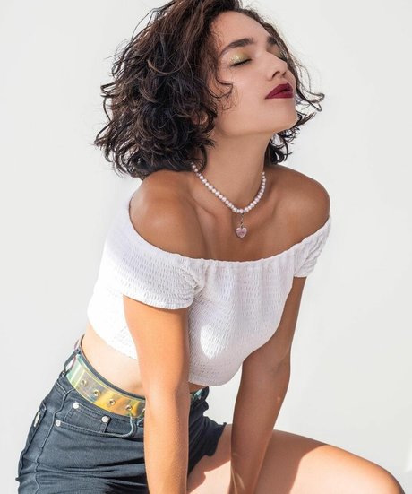 Ella Flare xxx star du porno collection