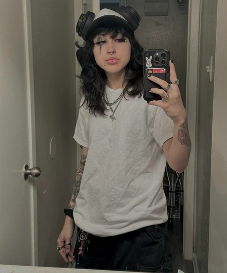 Suedmza jolie étoile photos