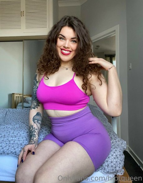 hiptqueen modèle exclusif galeries