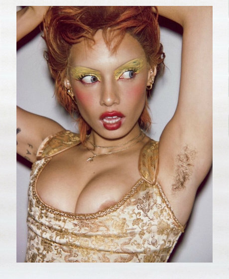 uglyworldwide star du porno nue des photos