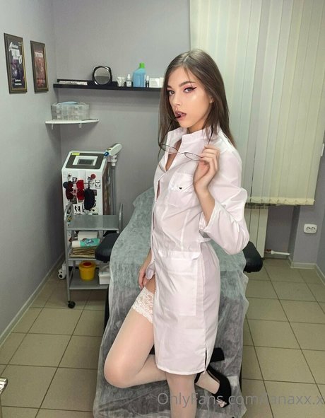 lanaxx x actrice érotique photo