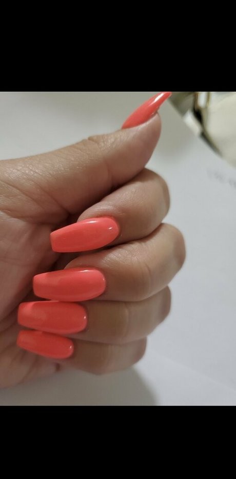 lizziesexifeet actrice érotique image