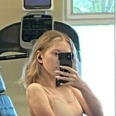 kawaiisexybaby actrice chaude photo