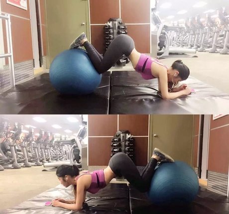 gros seins xxx onlyfans pornographique adulte archive