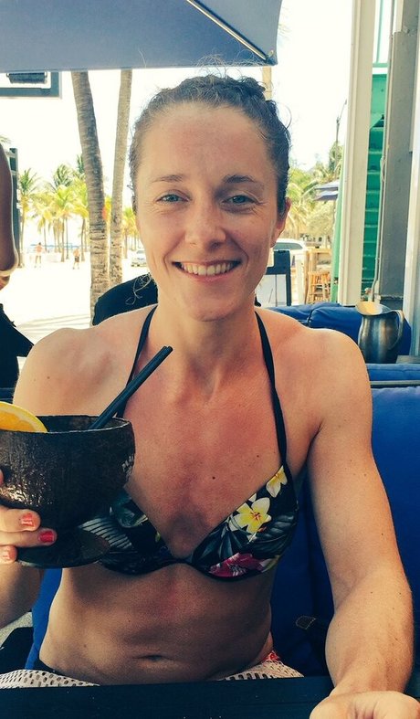 Jade Nimmo star du porno de haute qualité image