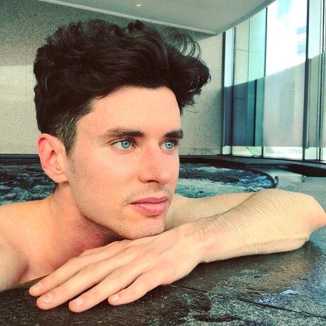 Life riding star exclusive photos