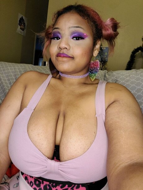 lyvyourlyfe star du porno belle img