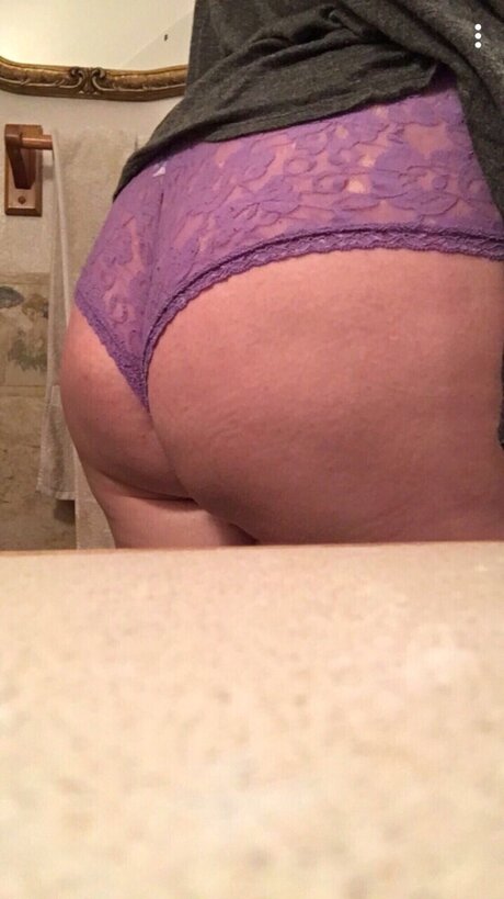 pawg blonde uniquementfans xxx érotique image