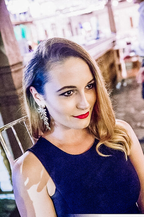 Abela Ciao star du porno chaud galeries