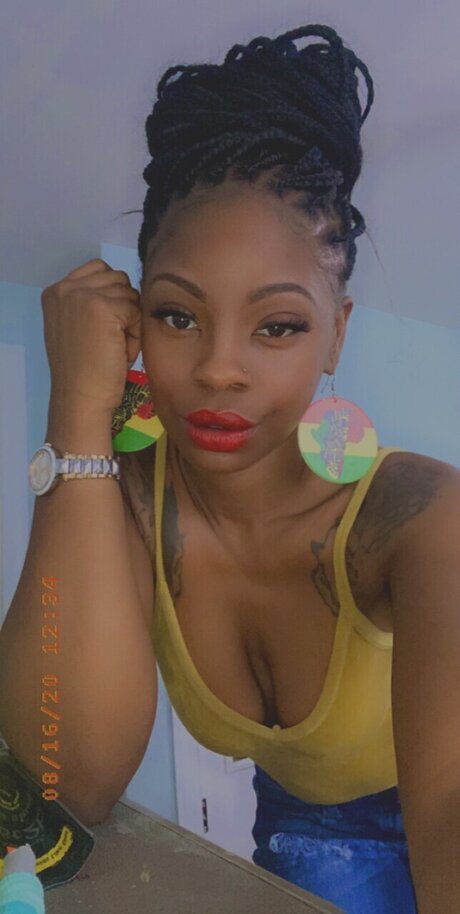 Sweet T actrice nue galerie