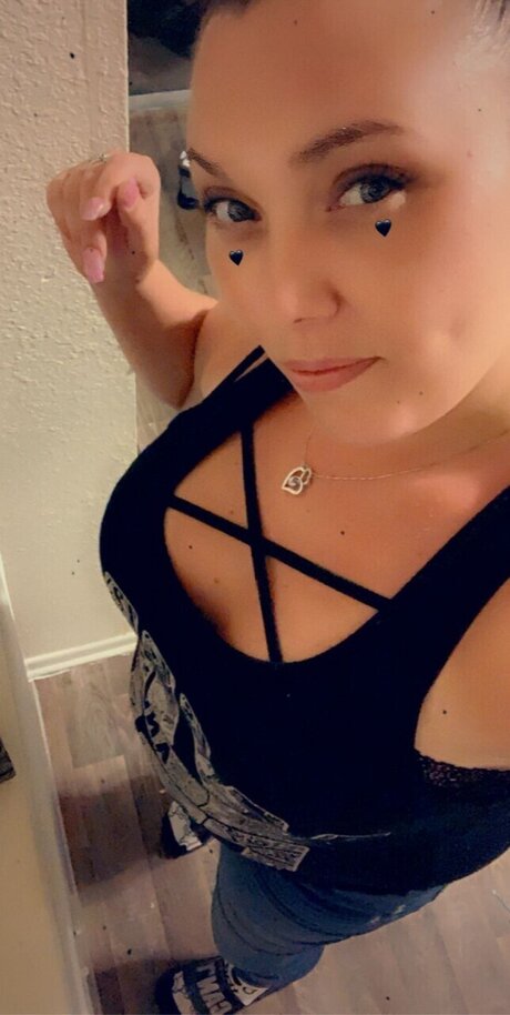 Scarlet Love star du porno érotique des photos