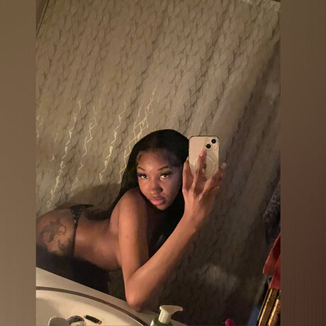 Spicy accountant_ star du porno en haute qualité archive