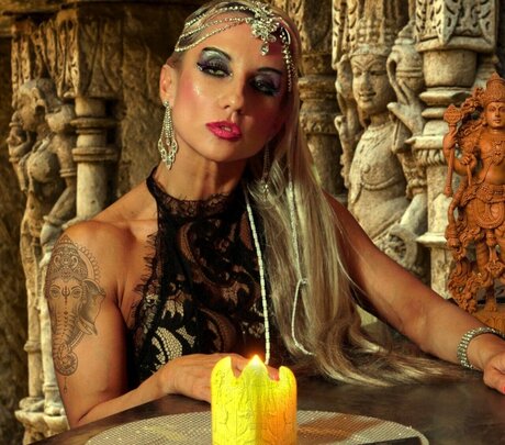 bottes onlyfans art photos