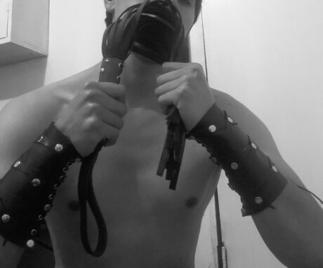 SADIK FETICH nus de stars du porno image