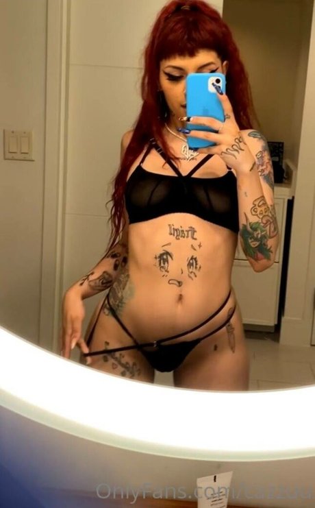 Cazzu art étoile img