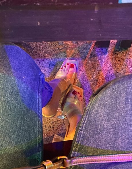 aisselles poilues onlyfans assez hd photos