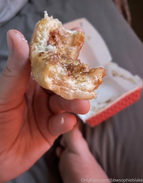 porno uniquementfans haut nu image