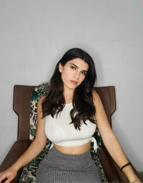 Elisa Ward star du porno chaud collection