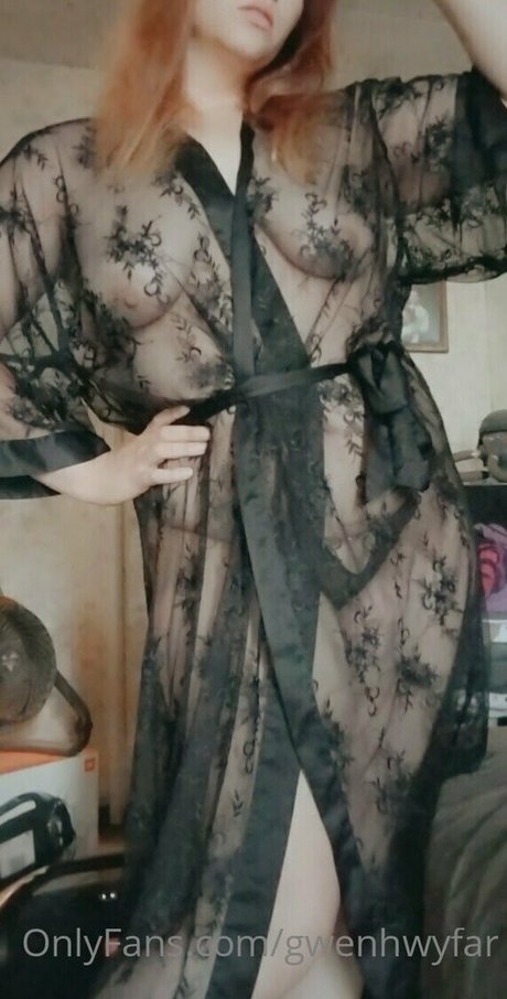 gwenhwyfar modèle nu collection